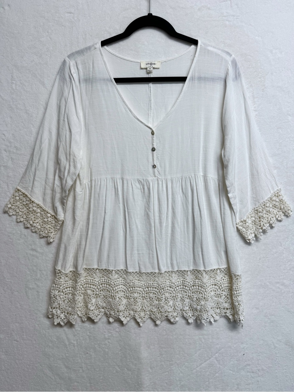 Umgee White Crochet-Hem V-Neck Peasant Top medium